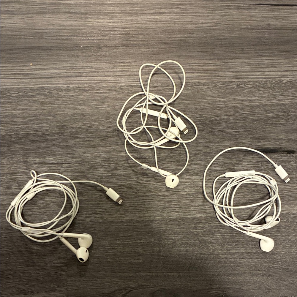 All 3 Apple White Earbud Headphones 3 Pack